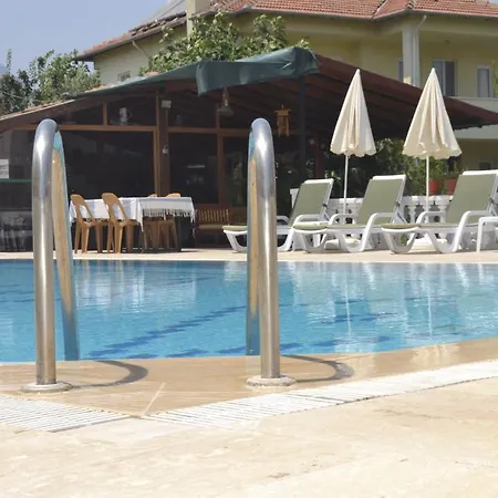 Apart Otel Beray 3*